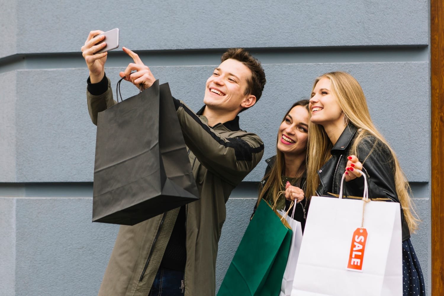 compras-black-friday Xô, 'black fraude'! 5 dicas para não cair nas armadilhas dos descontos falsos