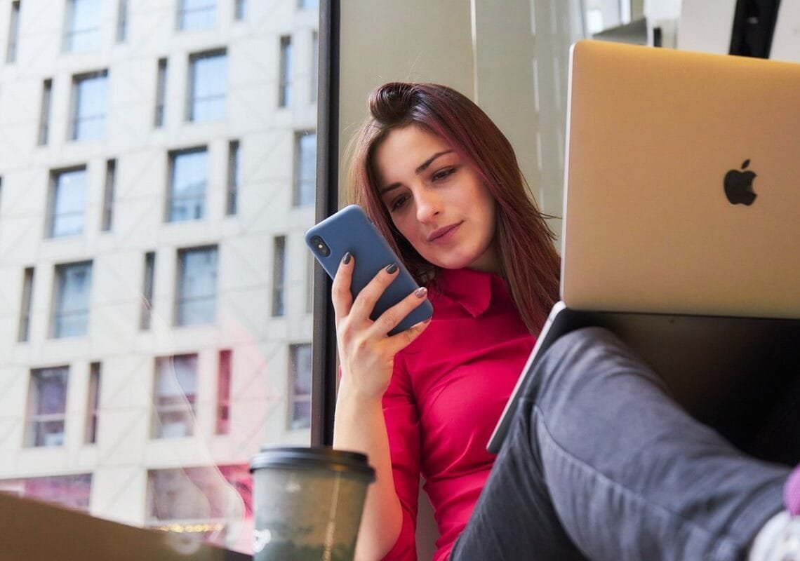 A segurança na comunicação via internet depende de boas práticas, não de dispositivos ou canais específicos. Imagem: Pixabay/reprodução