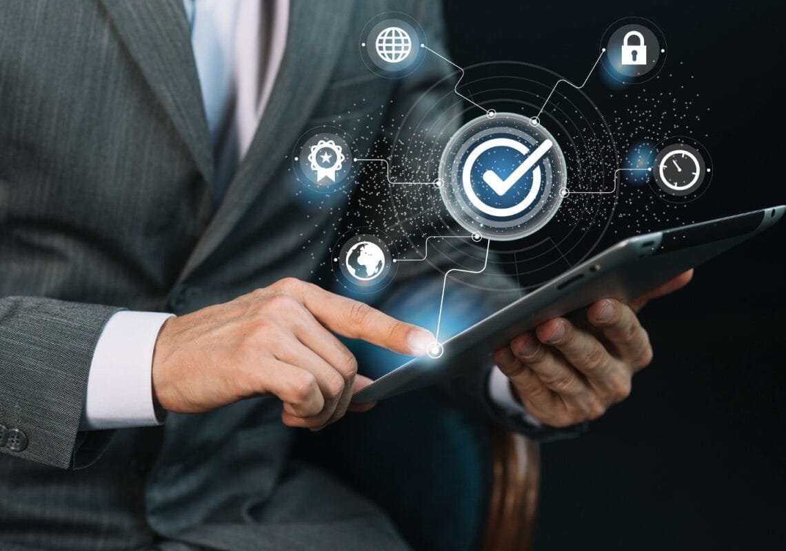 O uso de VPNs, proxies e firewalls fortalece uma indispensável rede integrada de segurança digital. Imagem: Freepik/reprodução